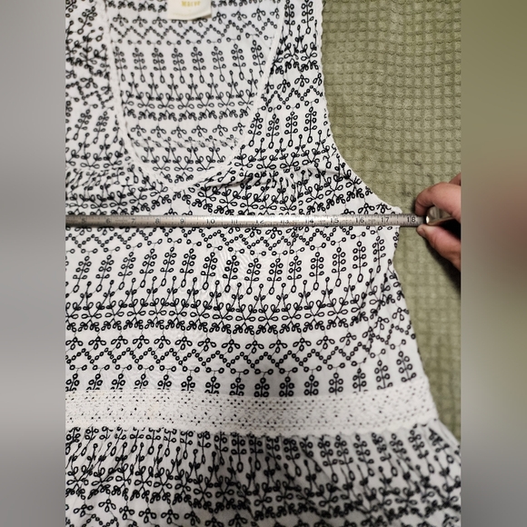 Maeve by Anthropologie Ivory Peplum Tank with Black Embroidery, EUC, Medium - Picture 10 of 11